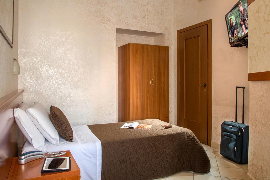Hotel Luciani Roma Ngoại thất bức ảnh